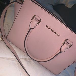 Pink Michael Kors Handbag with shoulder strap